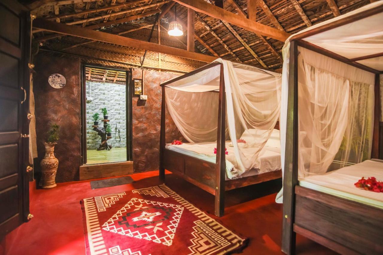 Resort Palm Trees Ayurvedic Heritage Patnem Beach